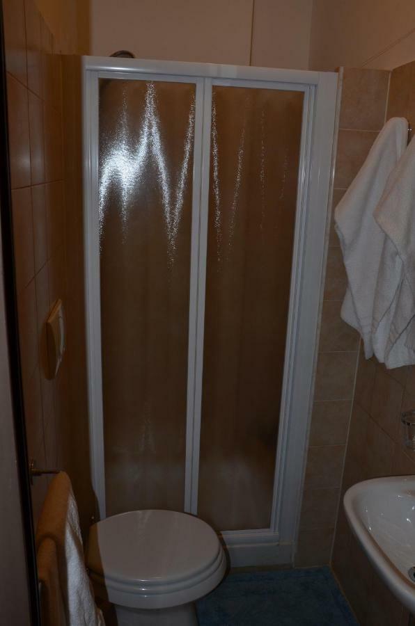 רומא Ines Downtown B&B מראה חיצוני תמונה